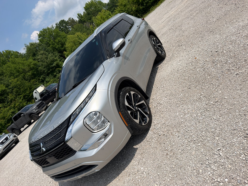 Used 2022 Mitsubishi Outlander SEL CUV