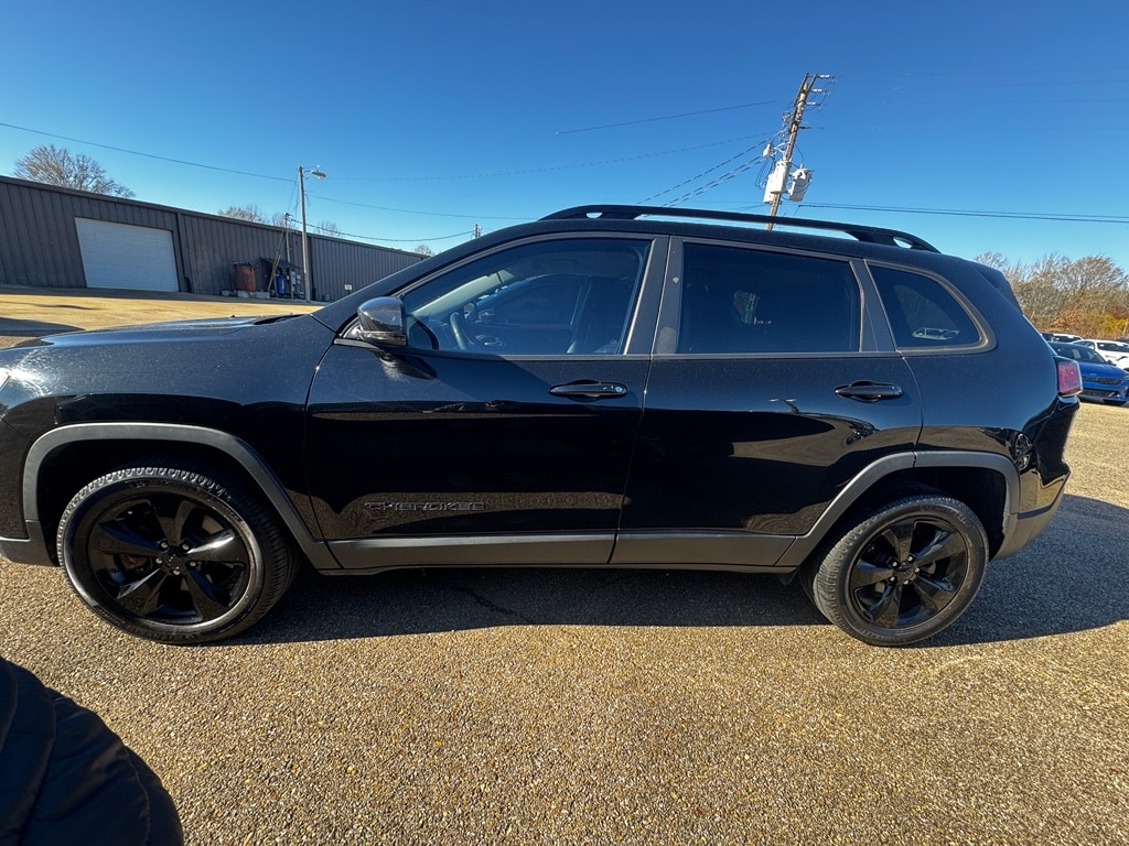 Used 2020 Jeep Cherokee Latitude Plus SUV