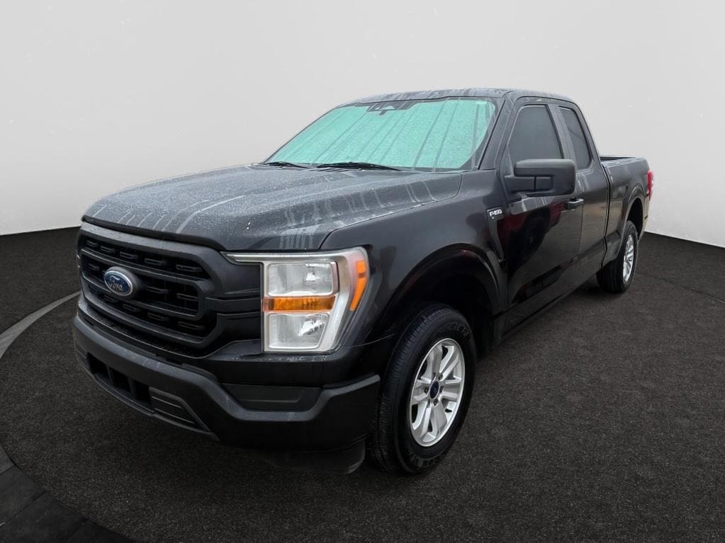 2021 Ford F-150 XL's photo