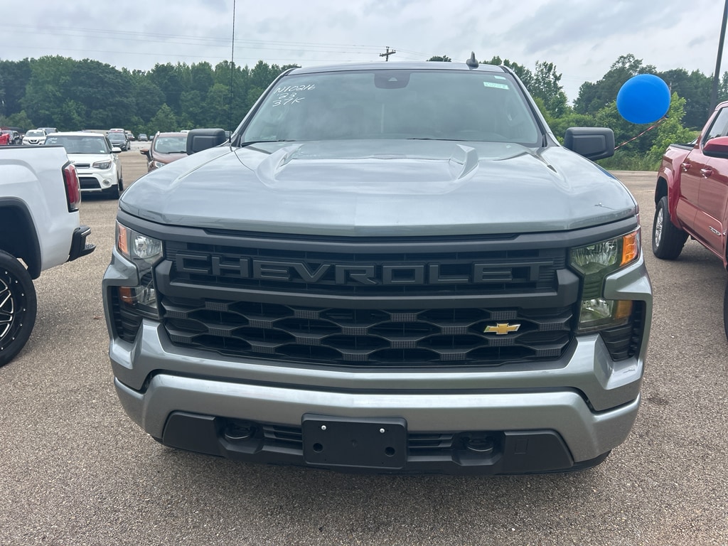Used 2023 Chevrolet Silverado 1500 Custom with VIN 1GCPDBEK3PZ142115 for sale in Saltillo, MS