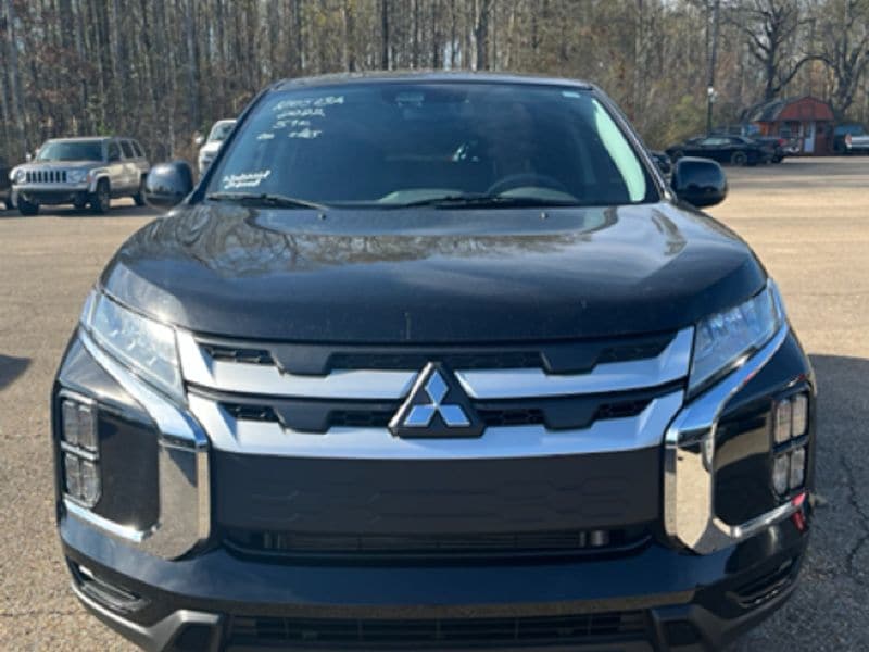 2022 Mitsubishi Outlander Sport ES's photo