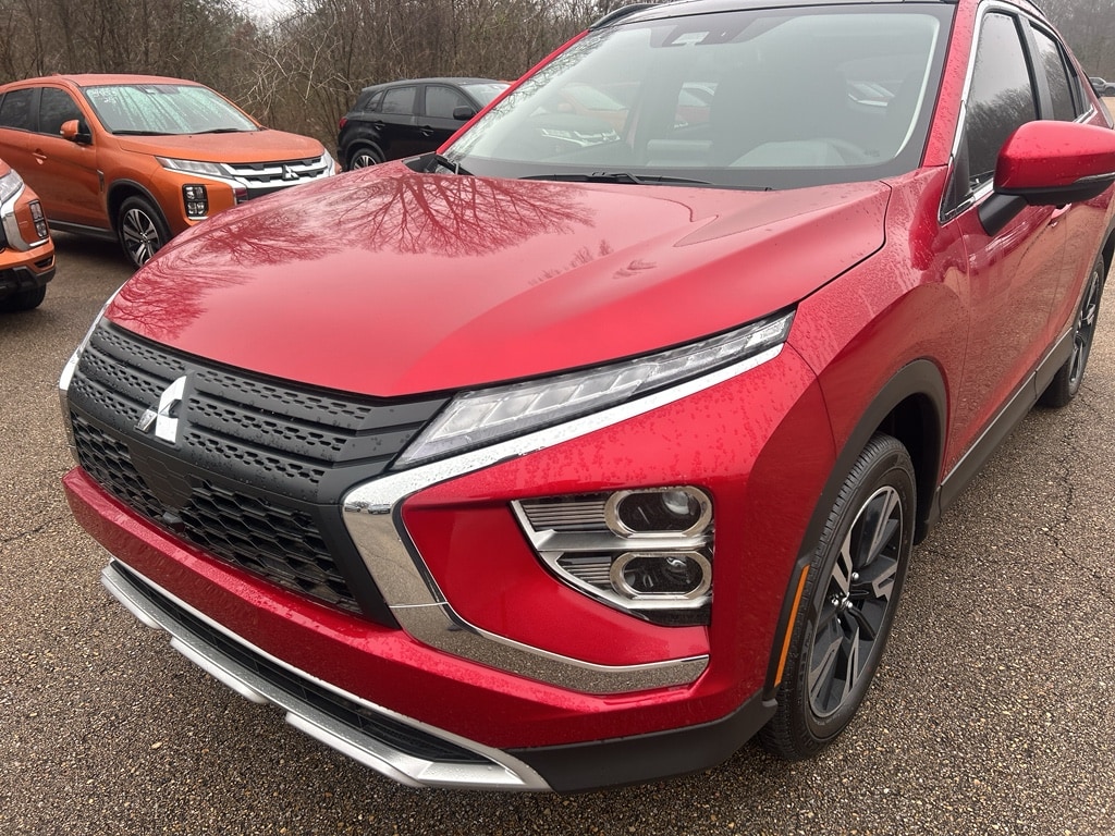 2026 Mitsubishi Eclipse Cross SE's photo