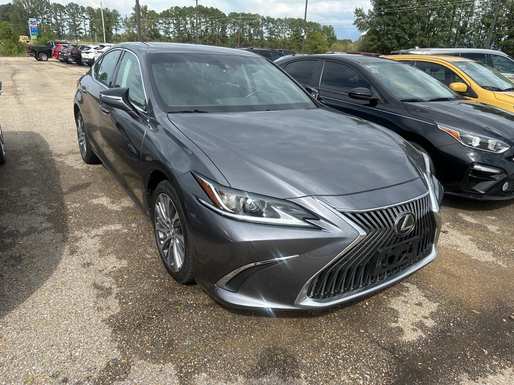 Used 2021 Lexus ES 250 with VIN 58AD11D10MU005256 for sale in Saltillo, MS