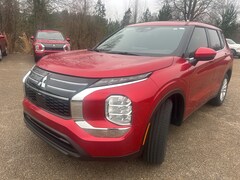 2026 Mitsubishi Outlander ES SUV