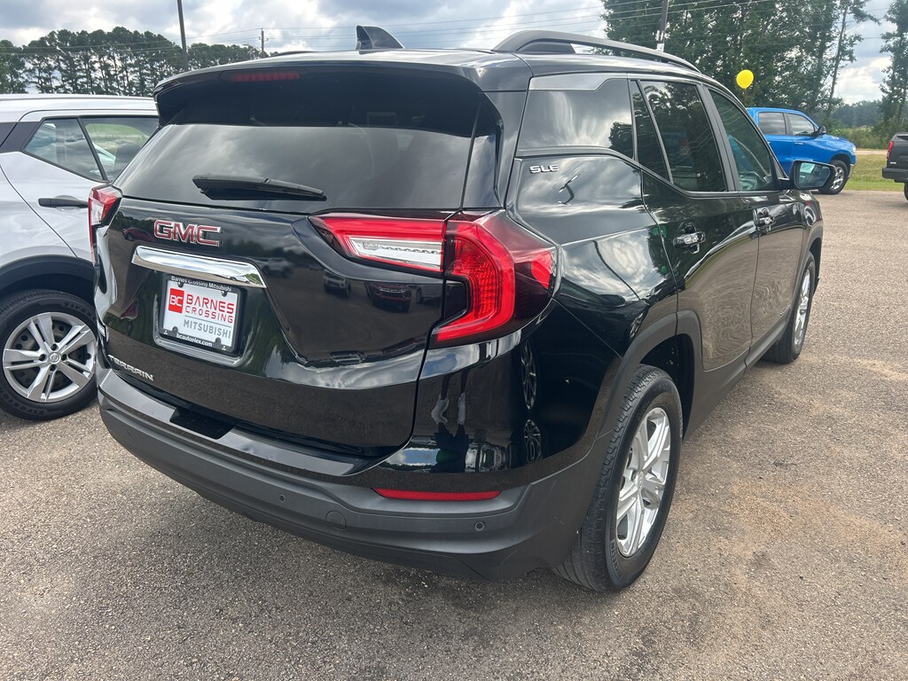 2023 Gmc Terrain SLE photo 4