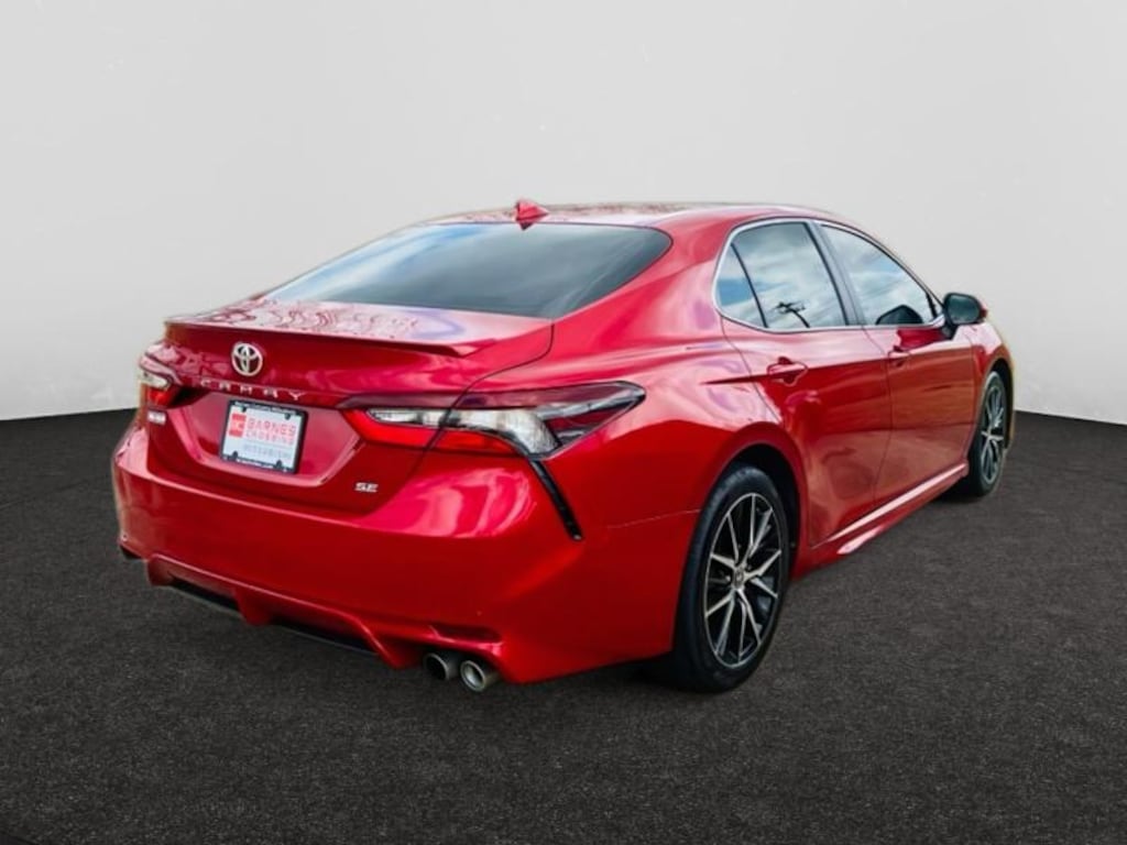 Used 2024 Toyota Camry SE Sedan