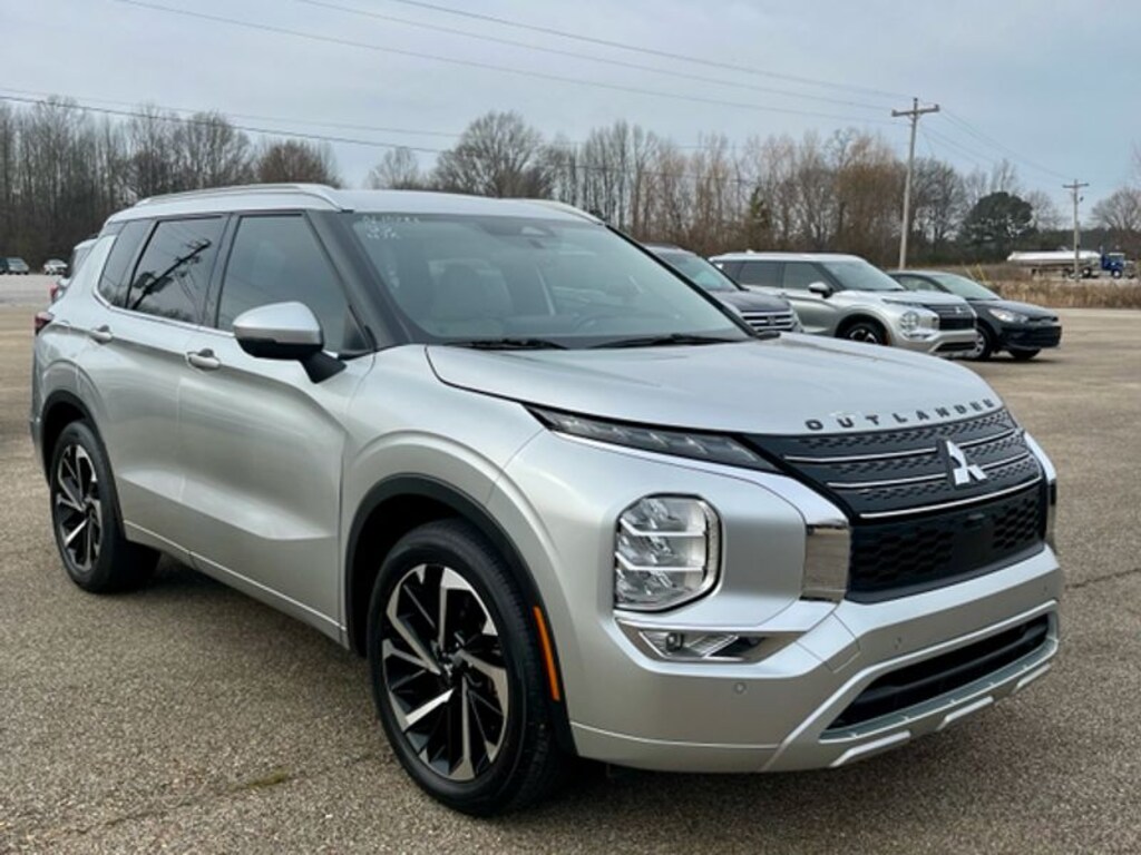 Used 2022 Mitsubishi Outlander SEL CUV