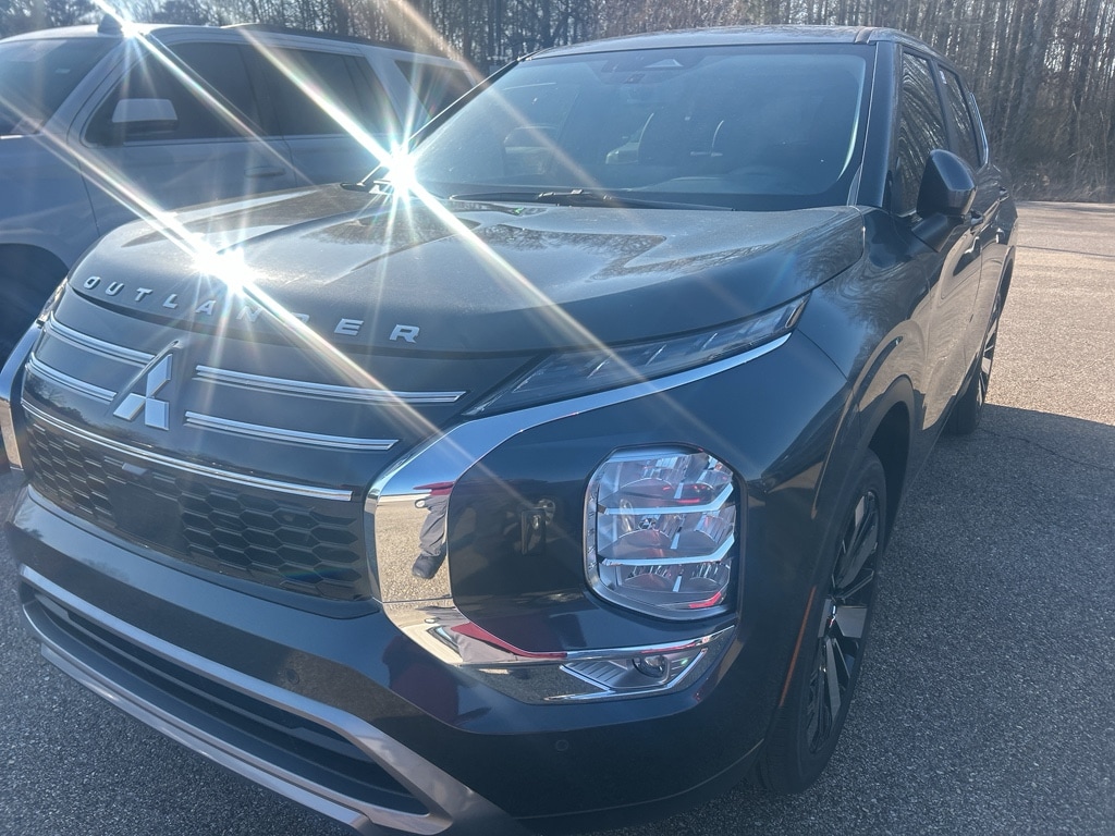 2026 Mitsubishi Outlander SE S-AWC's photo