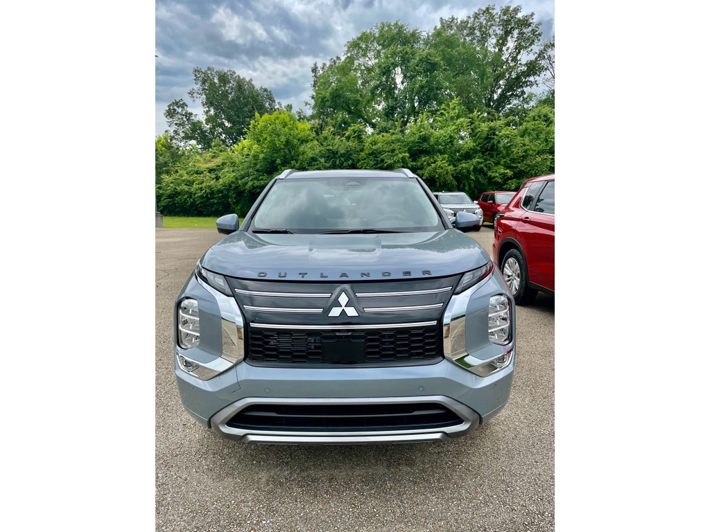 2026 Mitsubishi Outlander SEL FWD's photo