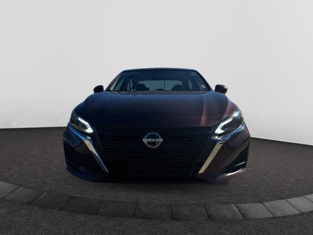 2023 Nissan Altima SV's photo