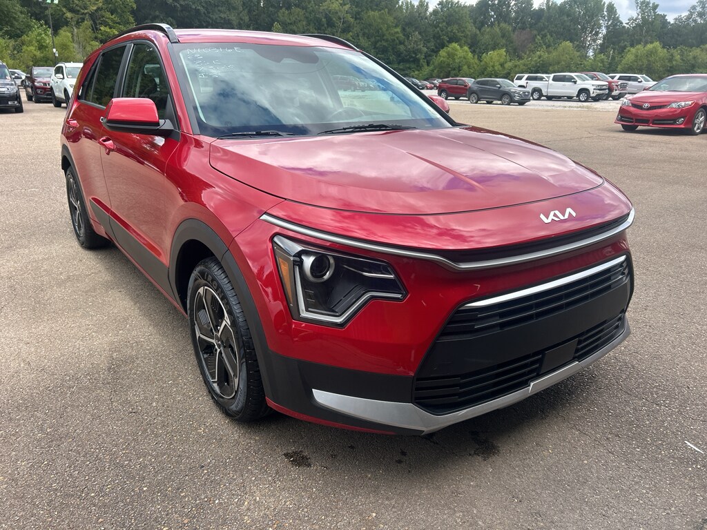 2023 Kia Niro EX photo 3