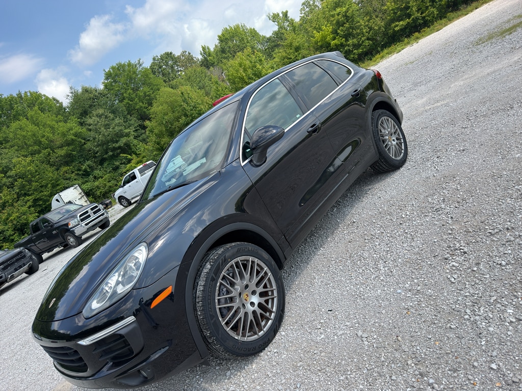 2016 Porsche Cayenne Tiptronic's photo