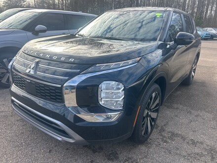 2026 Mitsubishi Outlander LE SUV