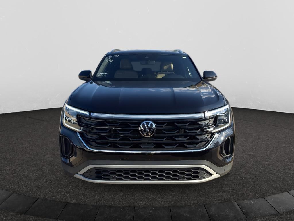 Certified 2024 Volkswagen Atlas Cross Sport 2.0T SE w/Technology Sport Utility