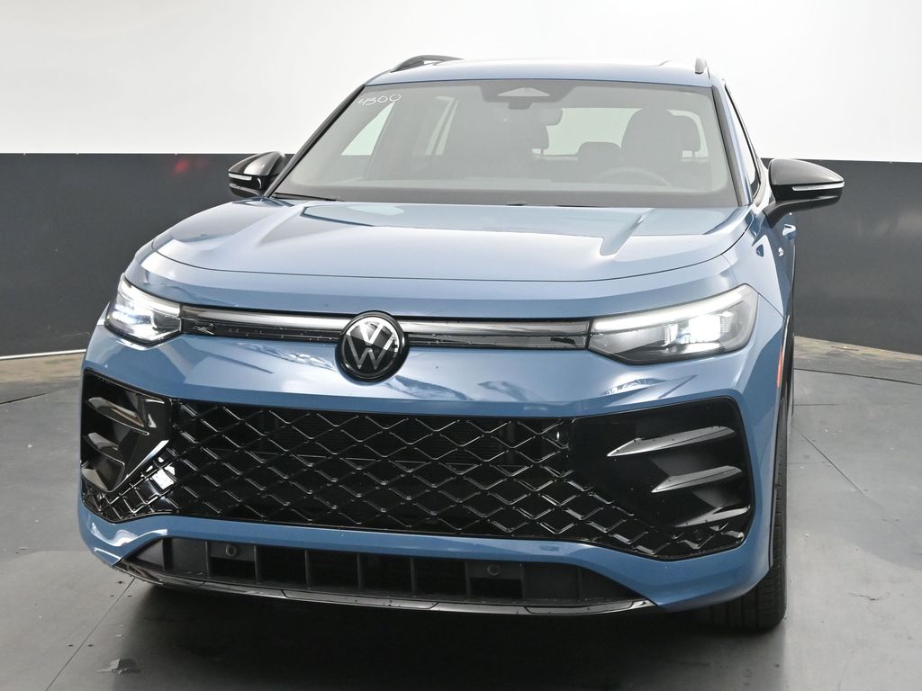 2025 Volkswagen Tiguan SE R-Line Black photo 2