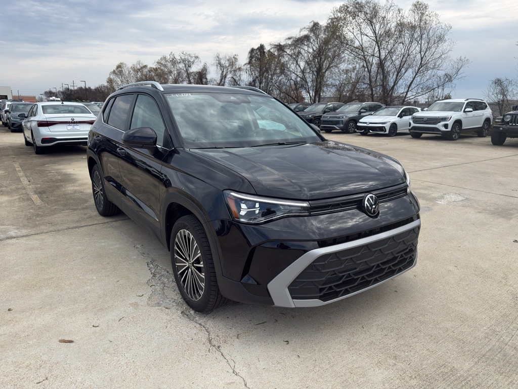 Used 2026 Volkswagen Taos SE Sport Utility