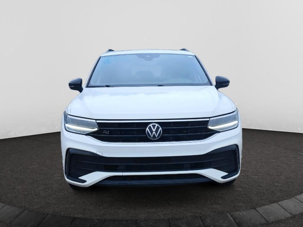 Used 2024 Volkswagen Tiguan SE R-Line Black Sport Utility