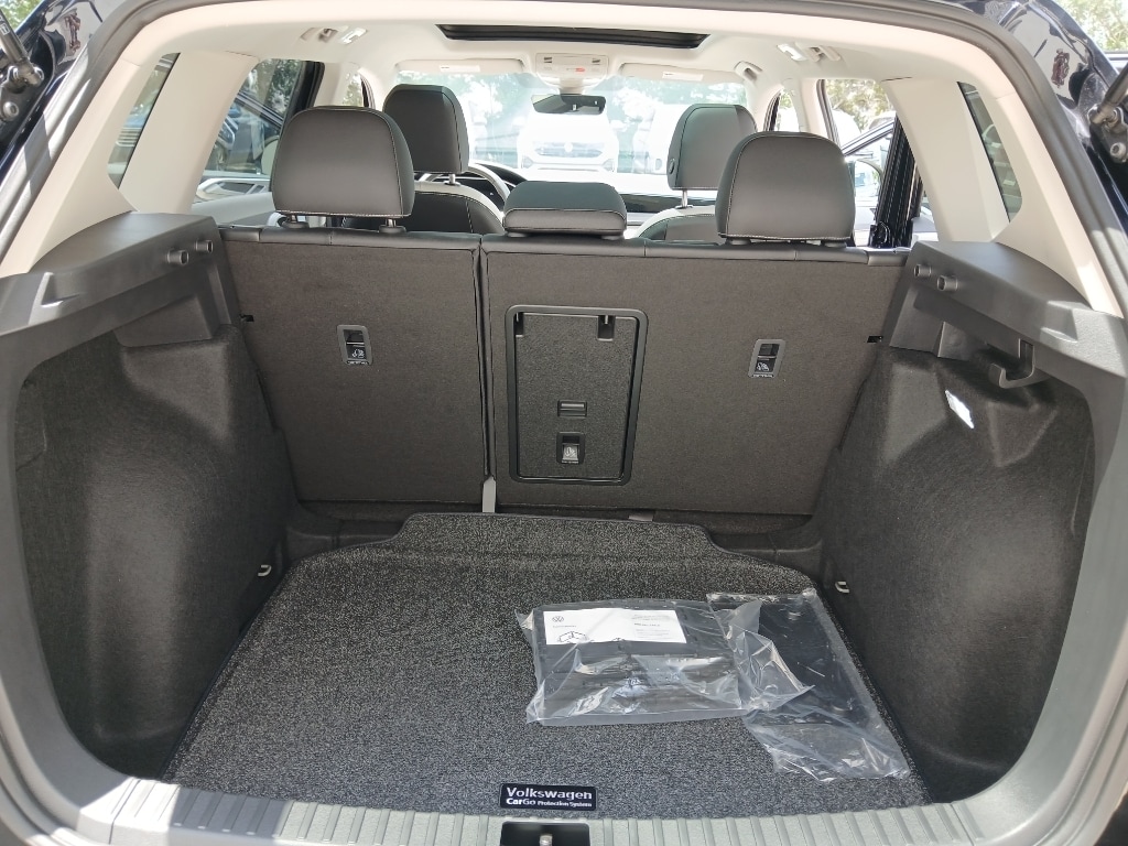 2026 Volkswagen Taos SE - Photo 32