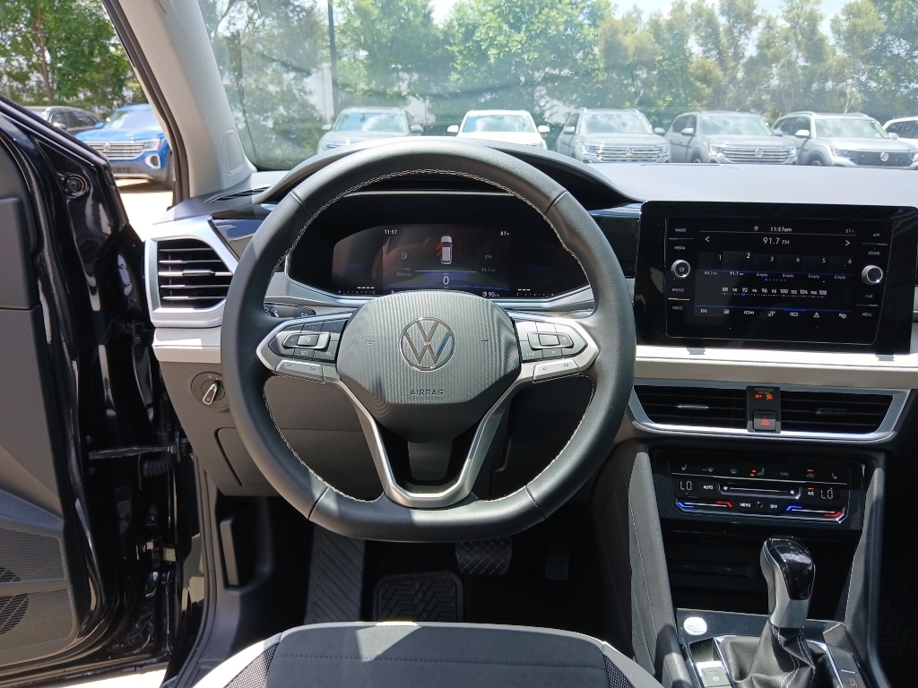 2026 Volkswagen Taos SE - Photo 40