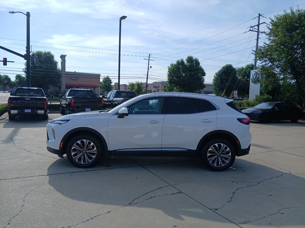 Used 2024 Buick Envision Preferred Sport Utility