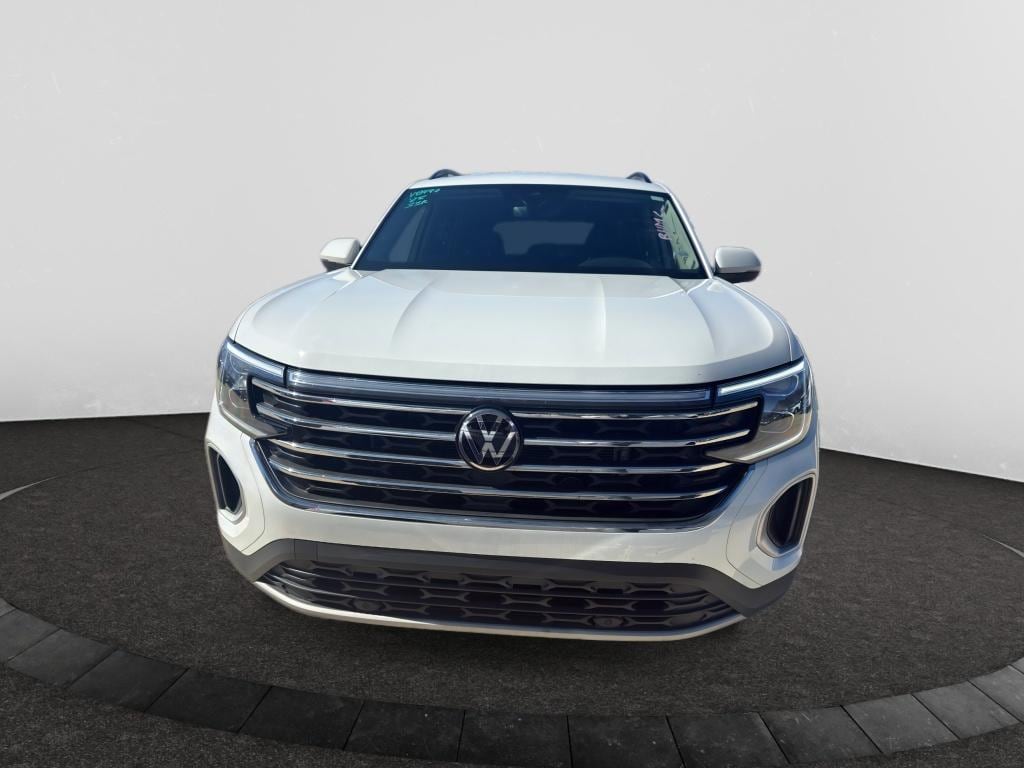 Certified 2025 Volkswagen Atlas 2.0T SE w/Technology Sport Utility