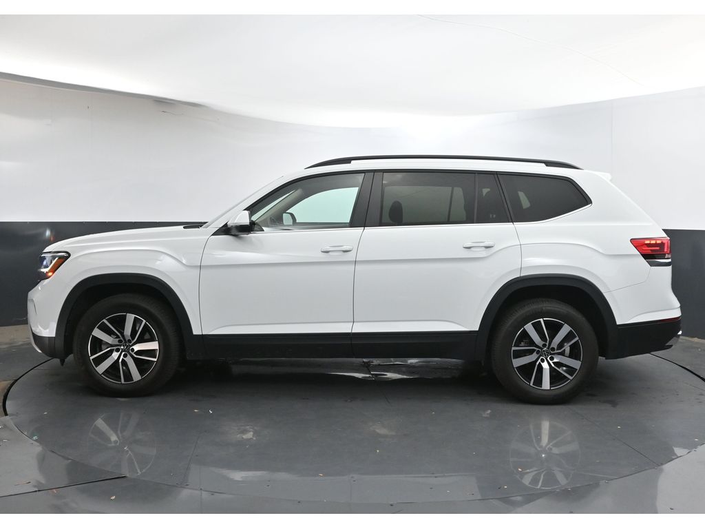 2022 Volkswagen Atlas SE photo 3