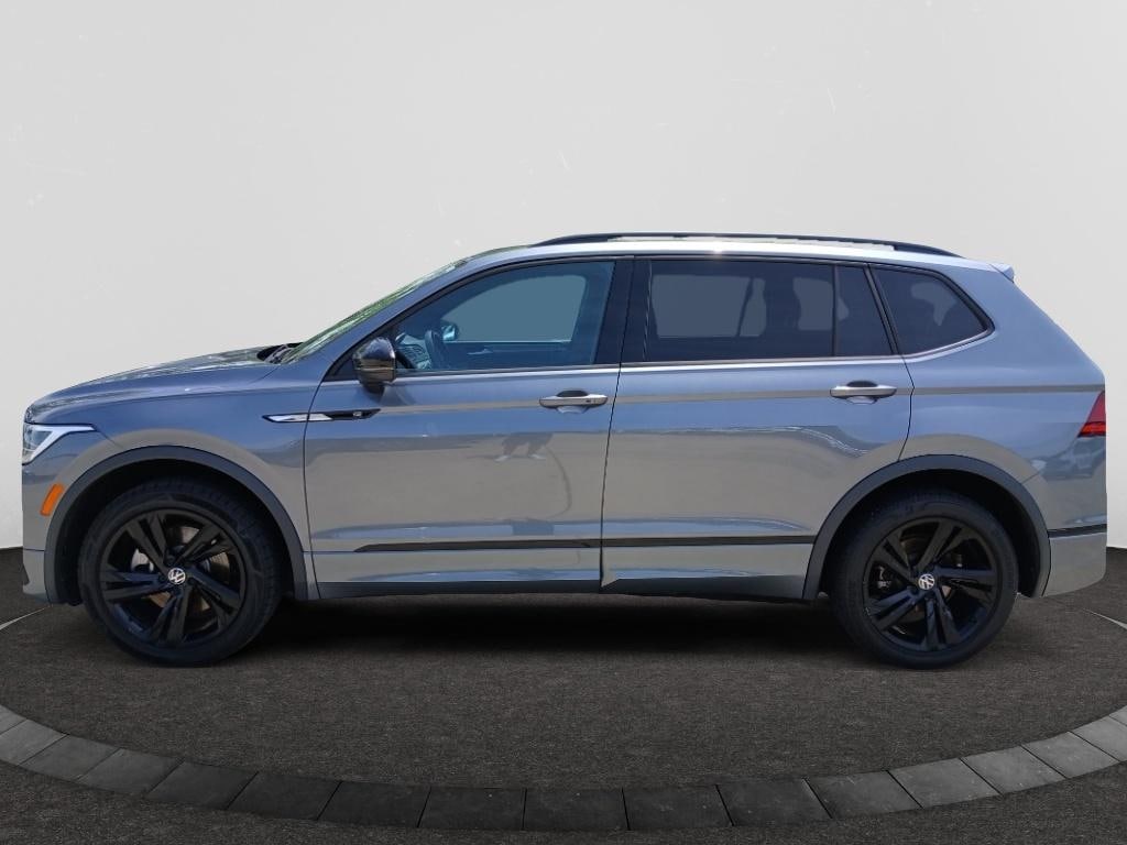 Used 2023 Volkswagen Tiguan SE R-Line Black Sport Utility