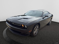 2019 Dodge Challenger SXT Coupe