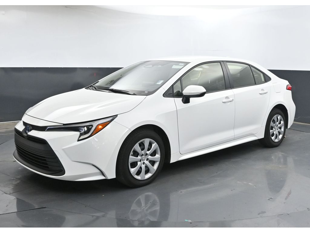 2025 Toyota Corolla Hybrid LE photo 3