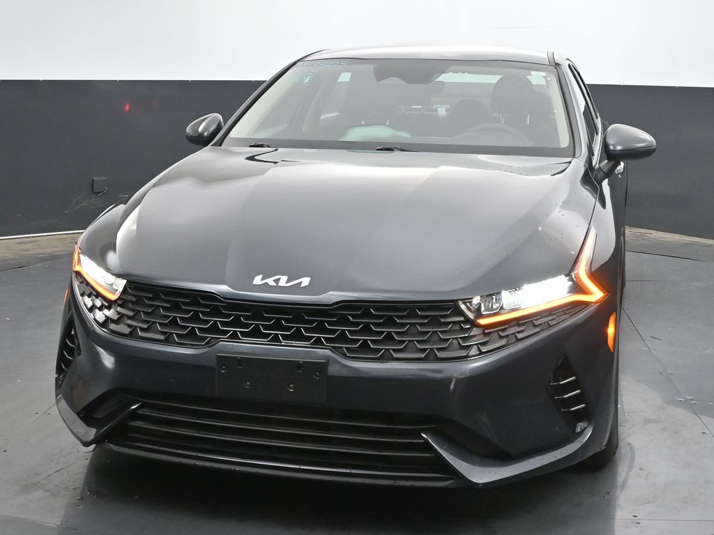 2023 Kia K5 LXS photo 2