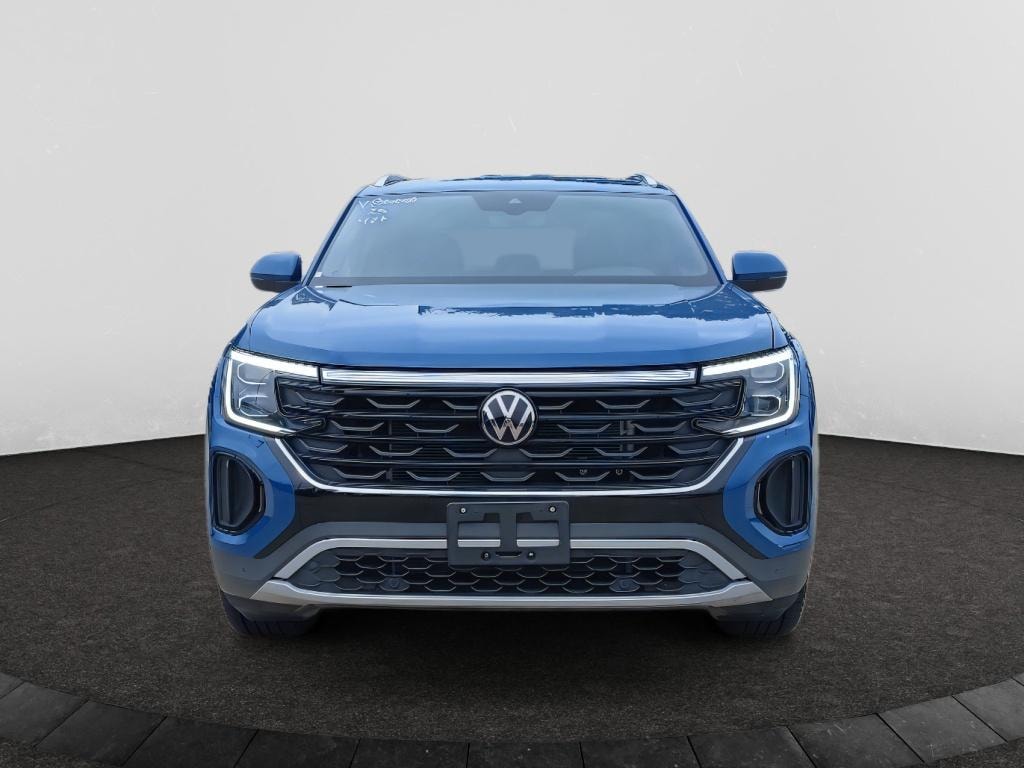 Used 2025 Volkswagen Atlas Cross Sport 2.0T SE w/Technology Sport Utility