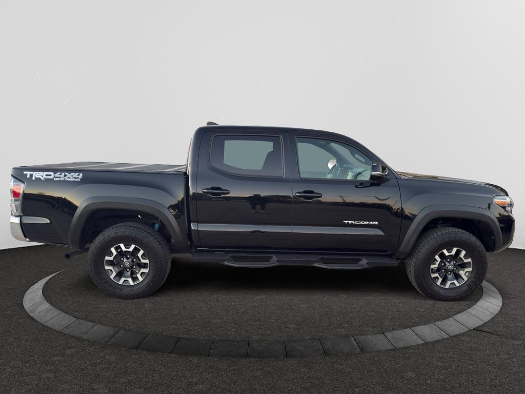 2022 Toyota Tacoma TRD V6 photo 3