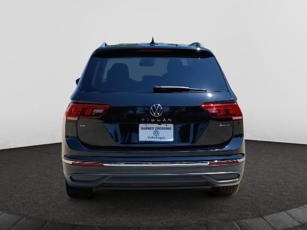Used 2024 Volkswagen Tiguan SE Sport Utility