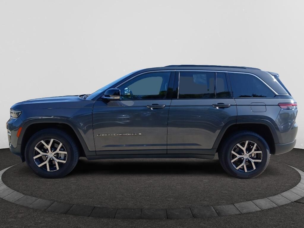 Used 2025 Jeep Grand Cherokee Limited Sport Utility