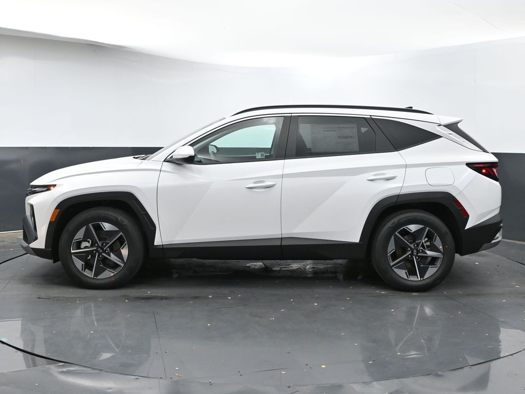 2025 Hyundai Tucson SEL Sport photo 3
