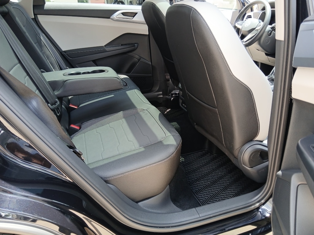 2026 Volkswagen Taos SE - Photo 37