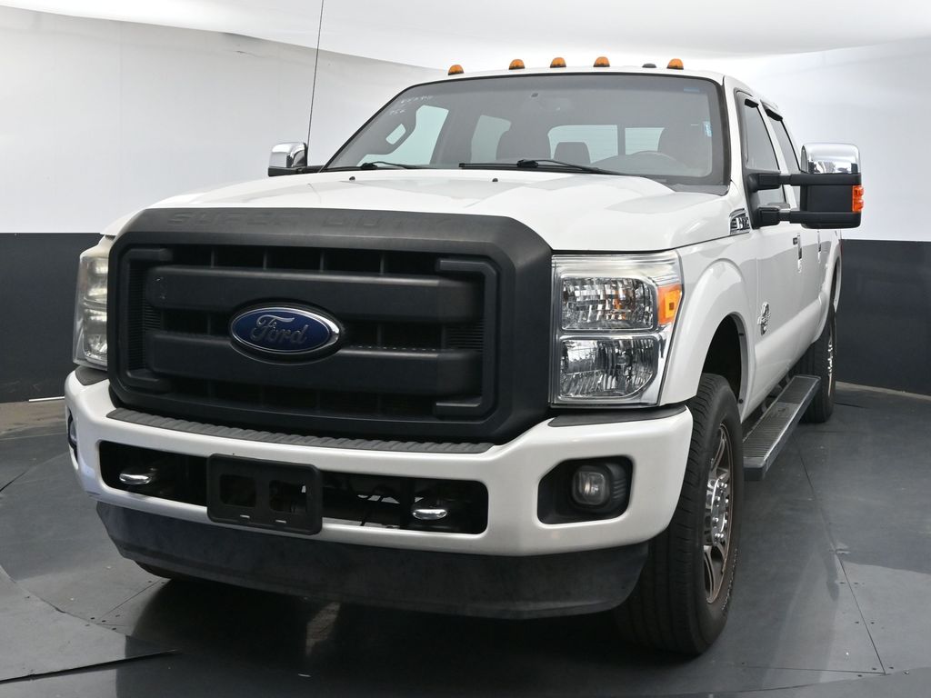 2015 Ford F-350 Lariat photo 2