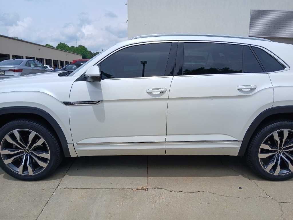 Used 2023 Volkswagen Atlas Cross Sport 3.6L V6 SEL Premium R-Line Sport Utility