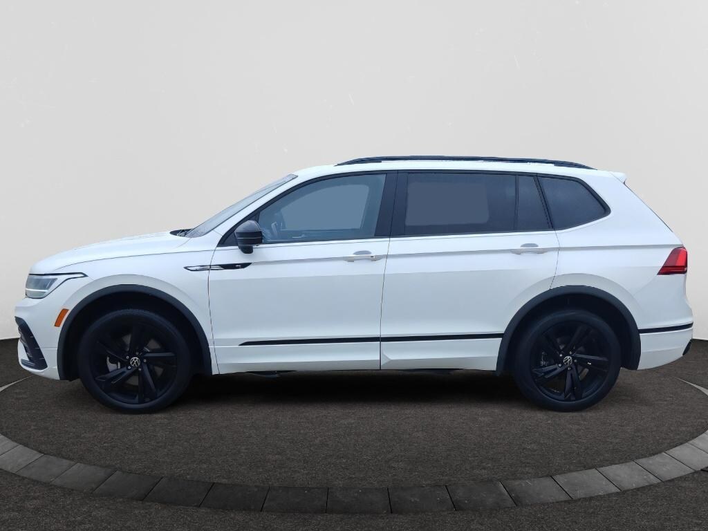 Used 2024 Volkswagen Tiguan SE R-Line Black Sport Utility