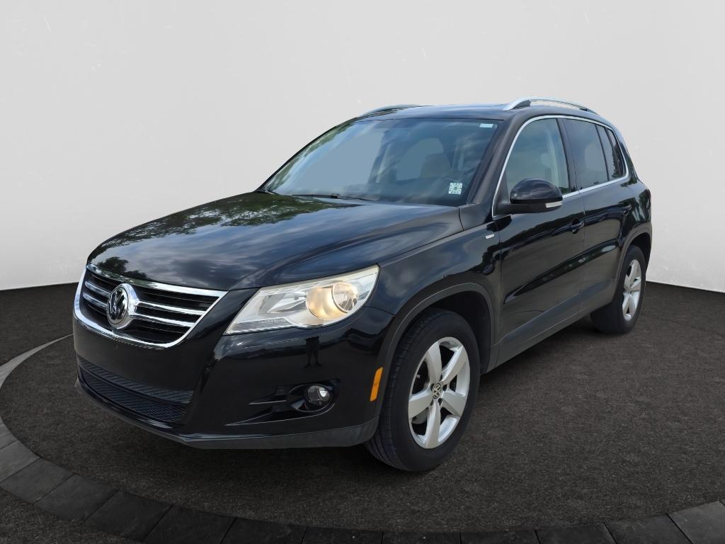 2010 Volkswagen Tiguan's photo