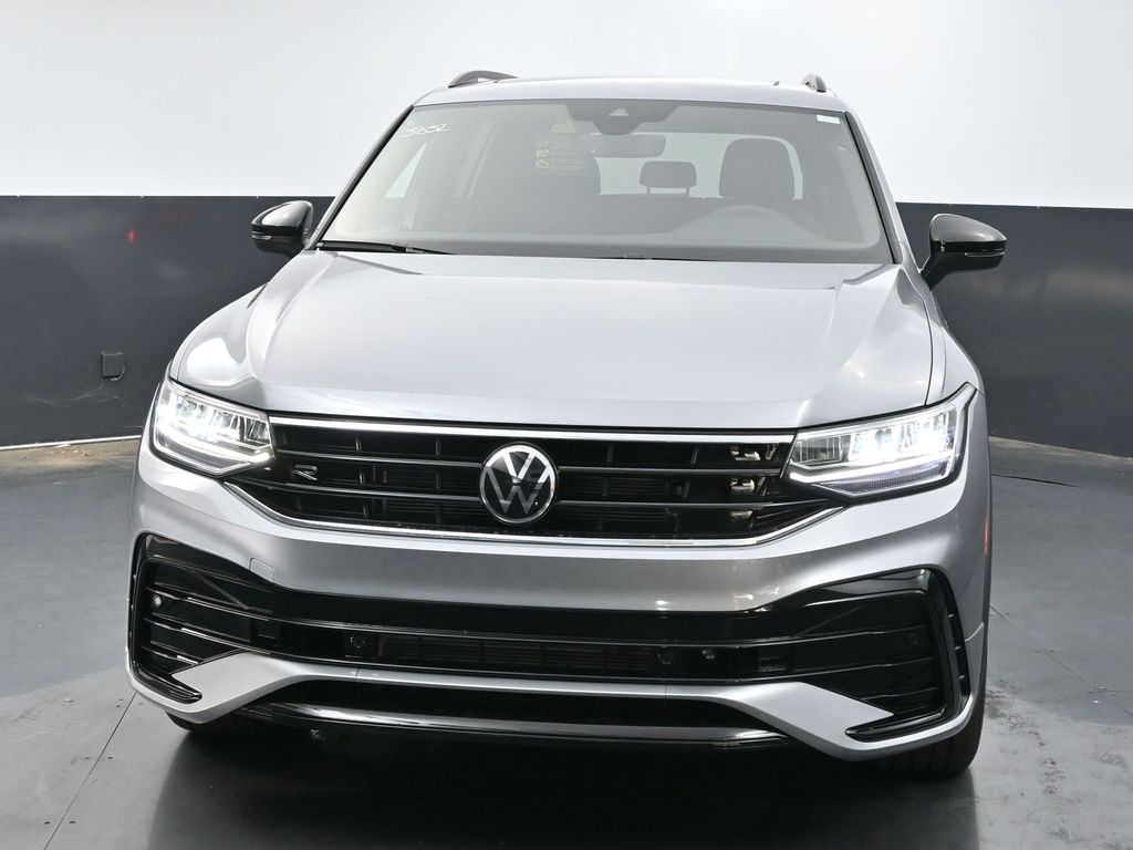 2024 Volkswagen Tiguan SE R-Line Black photo 2