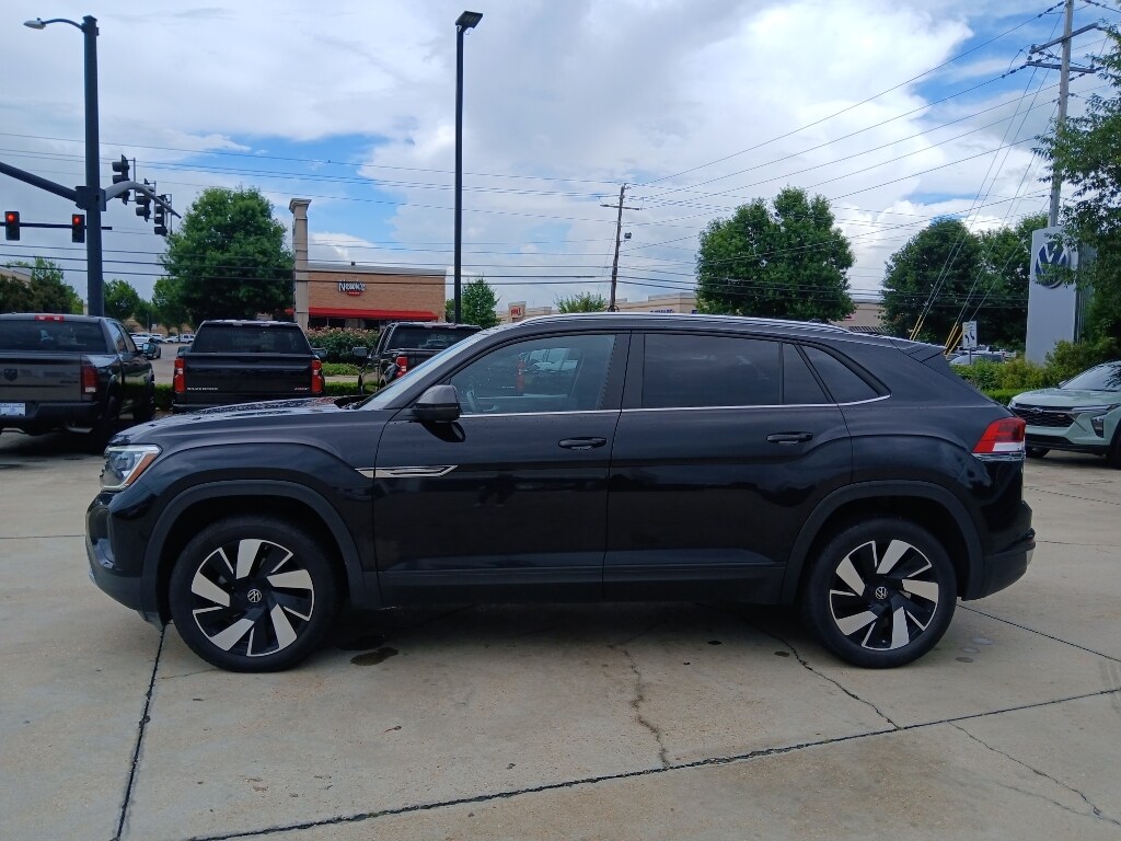 Used 2024 Volkswagen Atlas Cross Sport 2.0T SE w/Technology Sport Utility