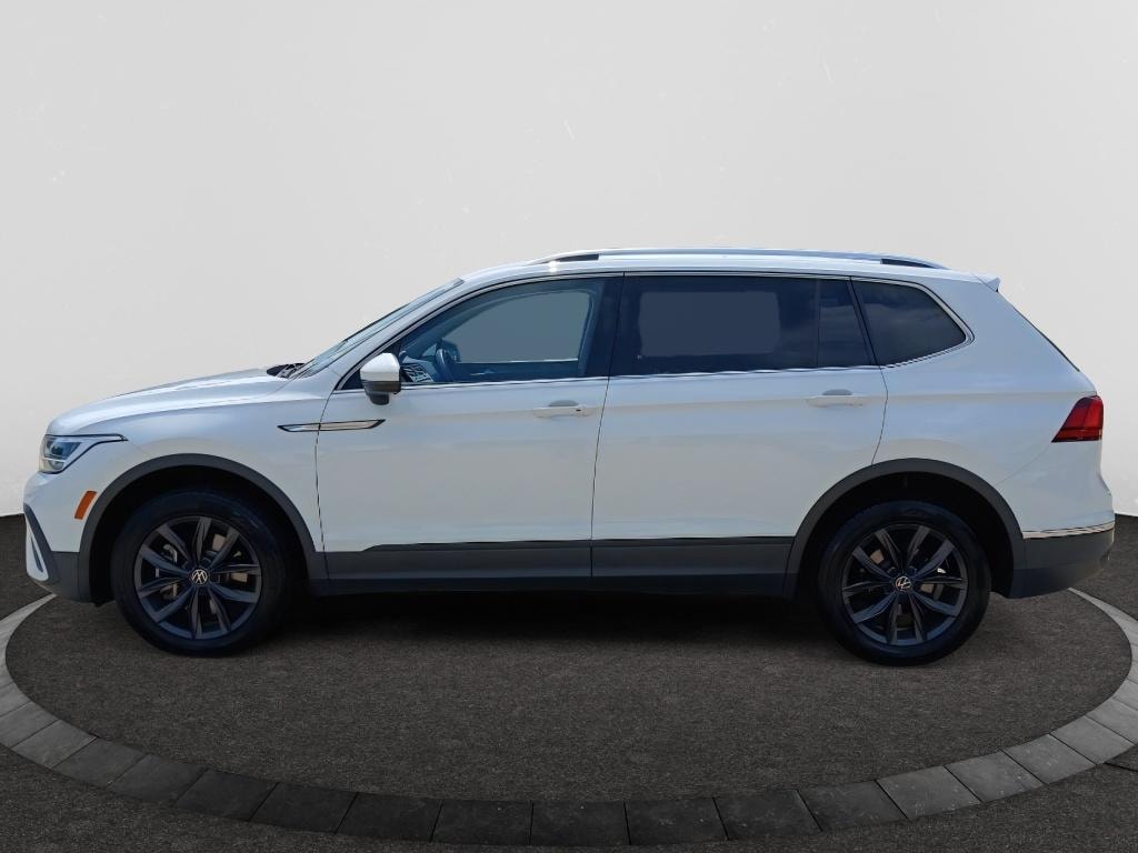 Used 2024 Volkswagen Tiguan SE Sport Utility