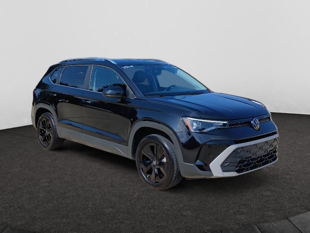 Certified 2025 Volkswagen Taos SE Sport Utility