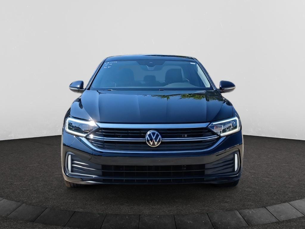 Used 2024 Volkswagen Jetta SEL Sedan