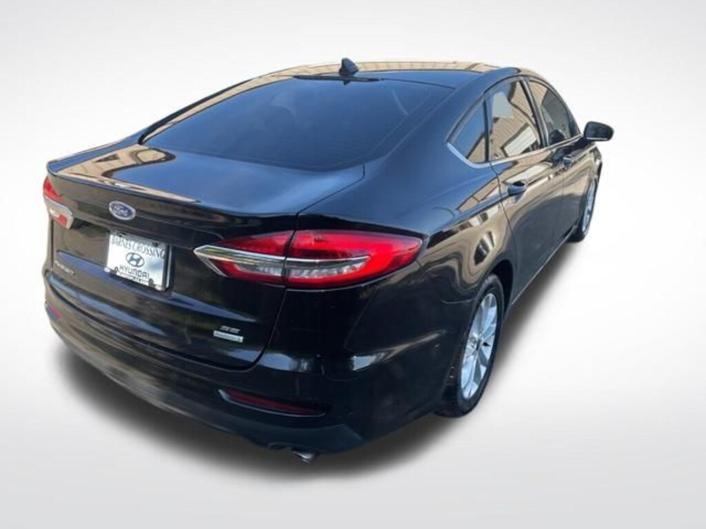 Used 2020 Ford Fusion SE Sedan