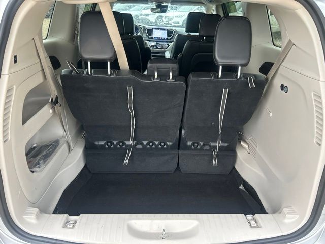 2024 Chrysler Pacifica Touring L - Photo 22