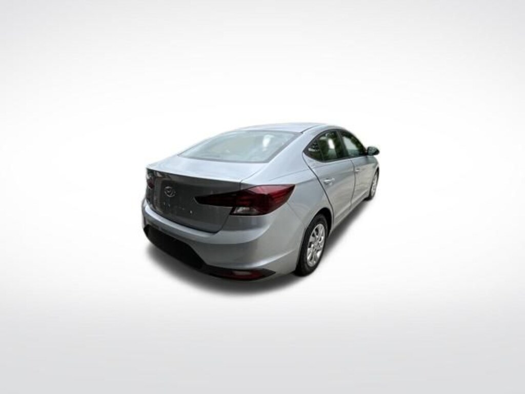 Used 2020 Hyundai Elantra SE Sedan