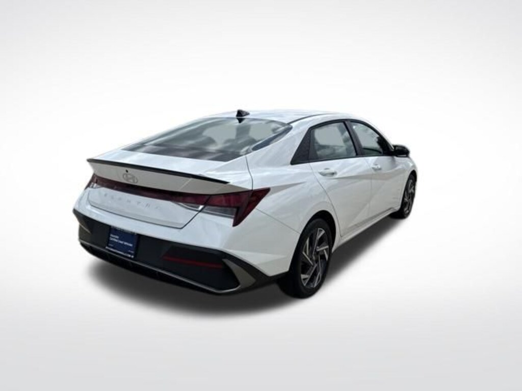 Used 2025 Hyundai Elantra SEL Sport Sedan
