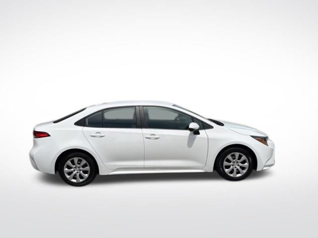 Used 2024 Toyota Corolla LE Sedan
